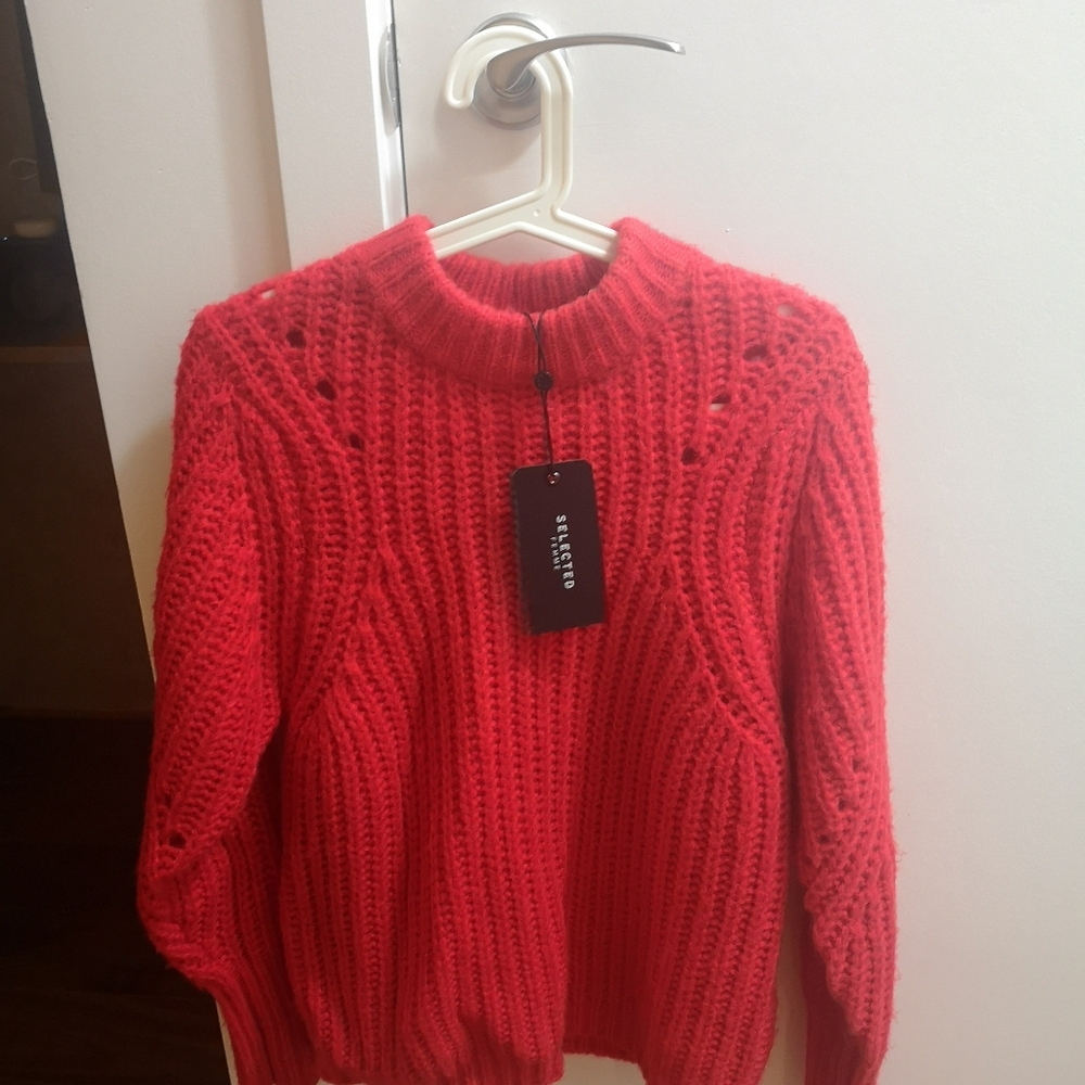 NWT Selected Femme sweater